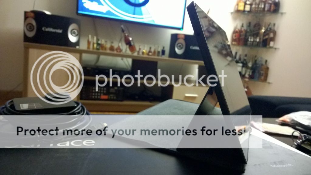 [TPHCM] Bán Surface RT 64GB - Fullbox - Cover - 1