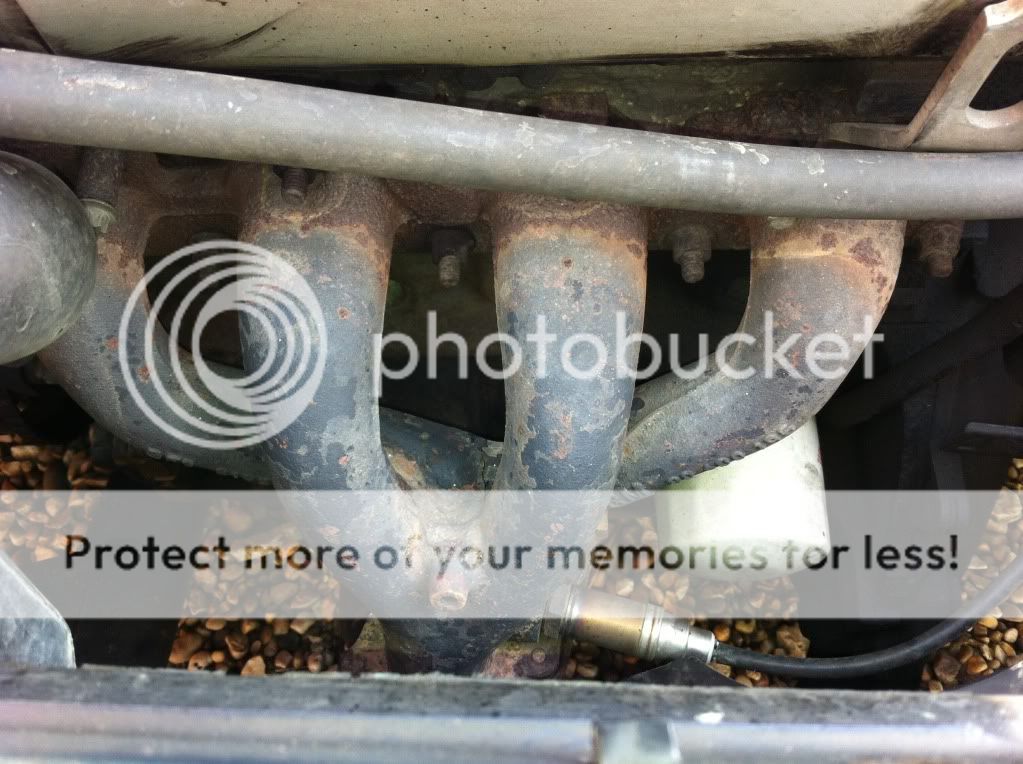 Cracked manifold and smoking exhaust...help! Vauxhall CorsaC Forum